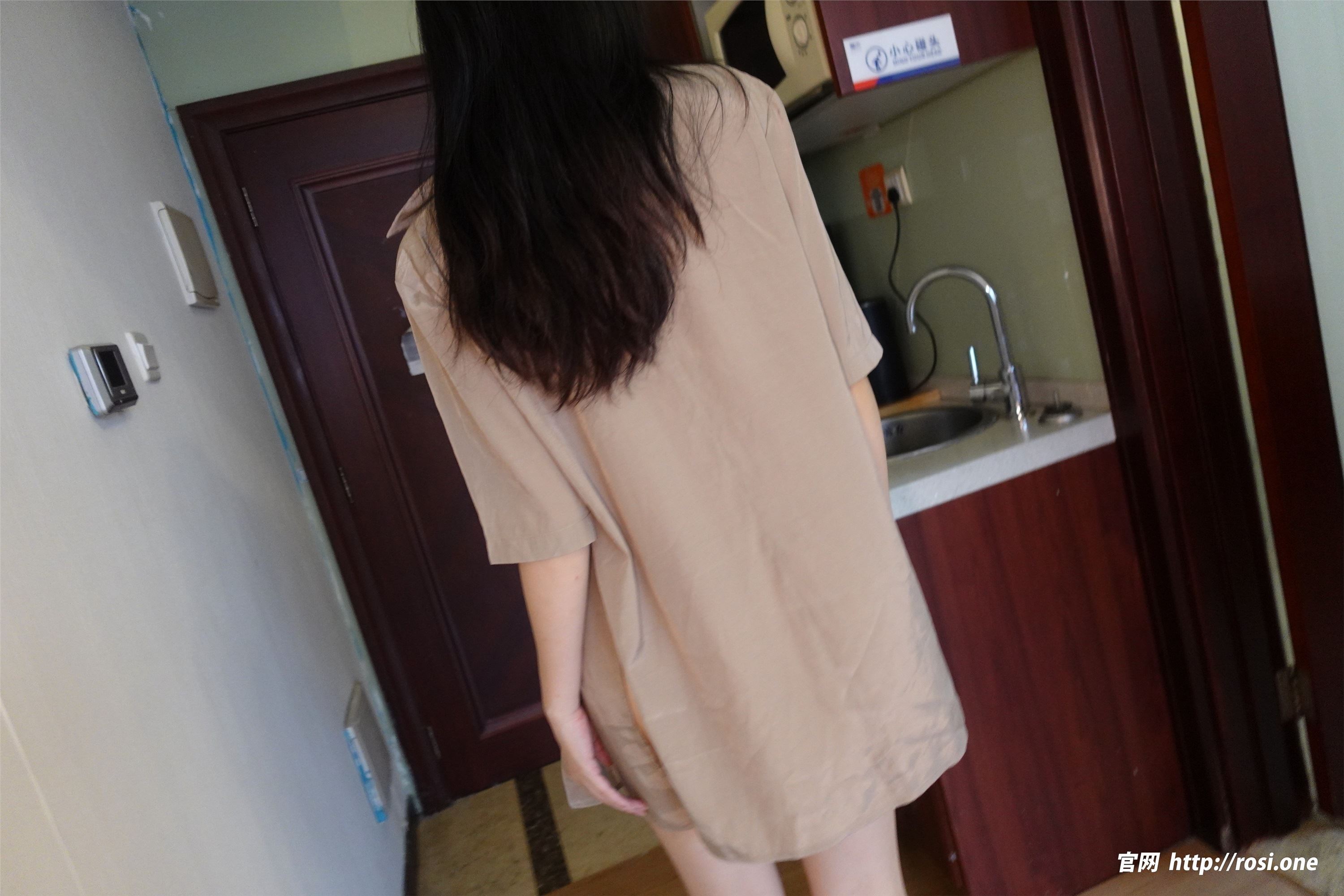 ROSI写真 2022.11.06 NO.3989